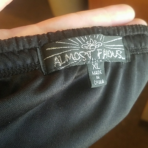 🍒3/$20🍒 Sequined Strapless Top - Picture 3 of 3